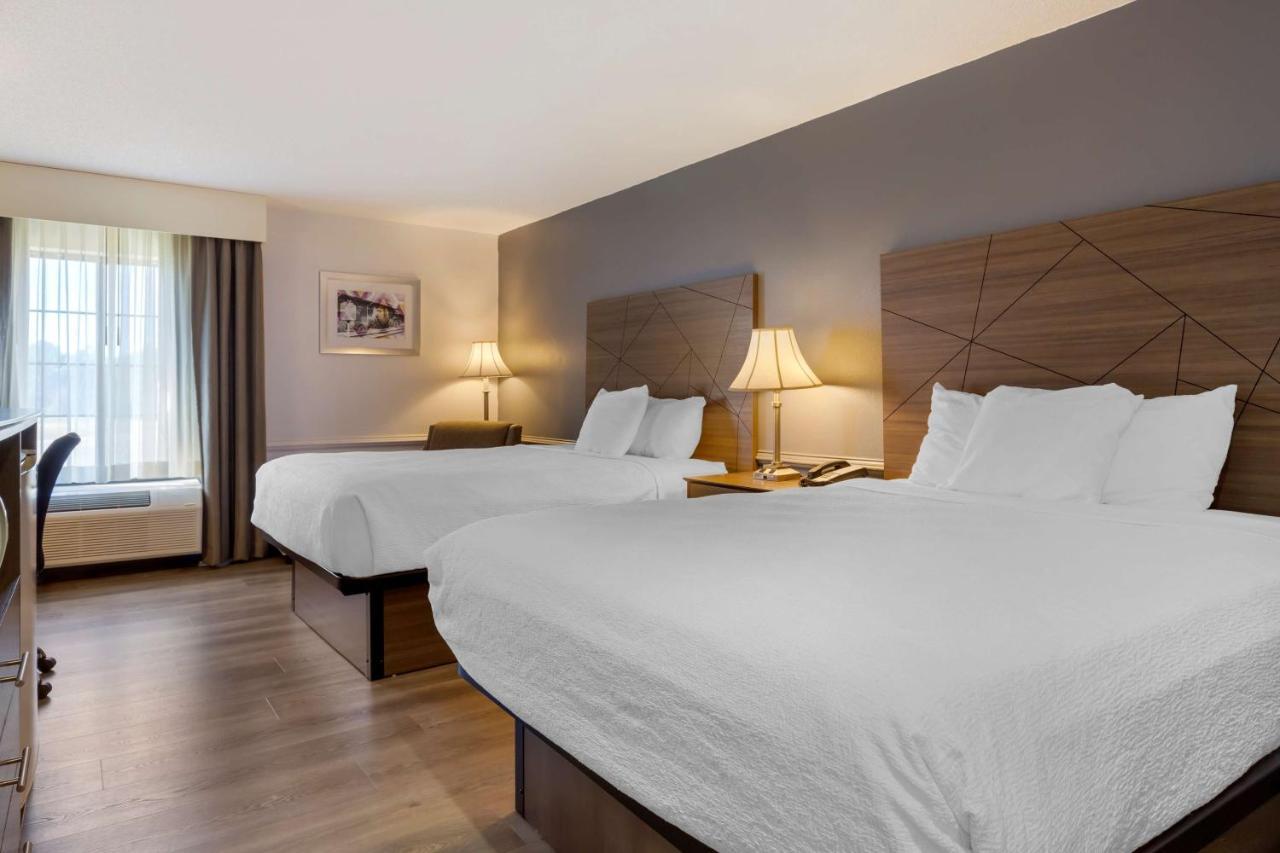 Best Western Plus South Hill Inn Екстер'єр фото
