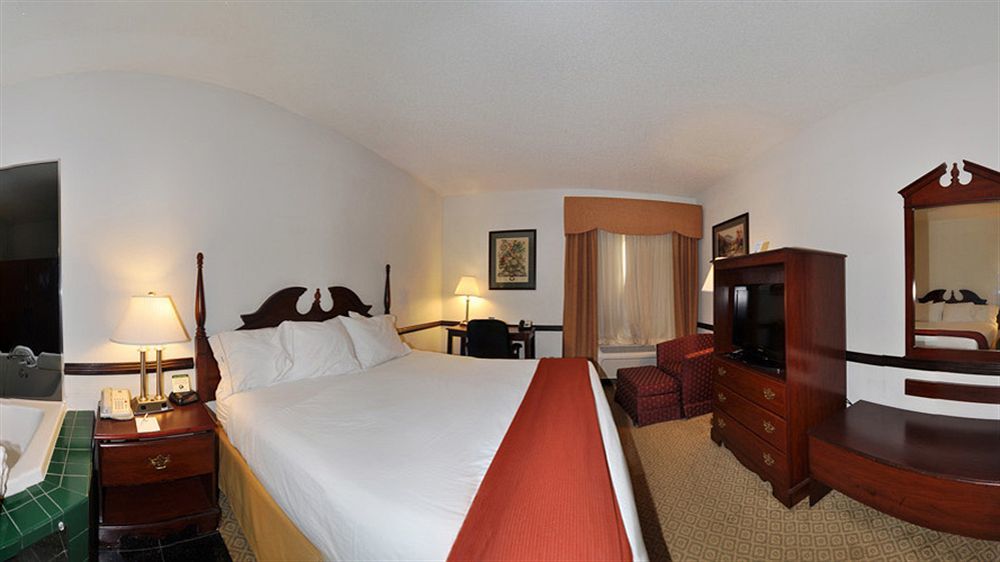 Best Western Plus South Hill Inn Екстер'єр фото