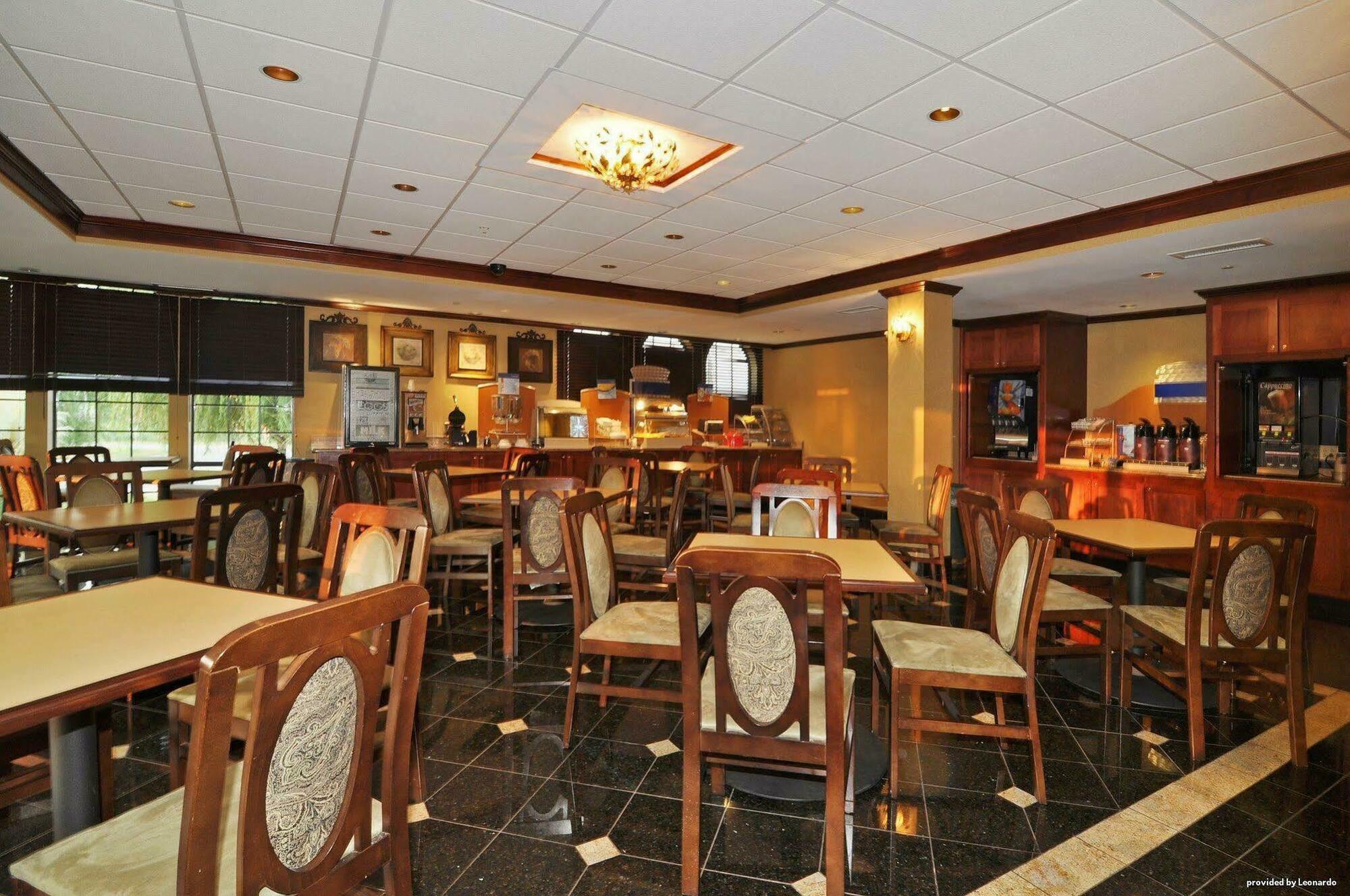 Best Western Plus South Hill Inn Екстер'єр фото